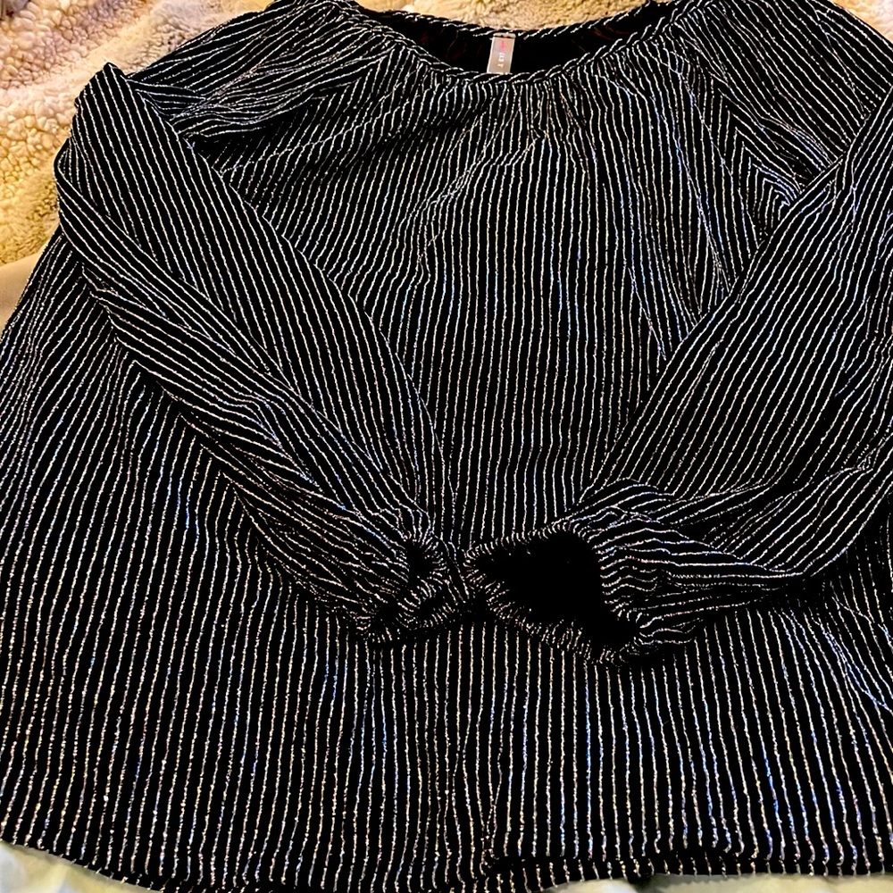 Last Tango blouse top scoop neck with metallic silver stripes